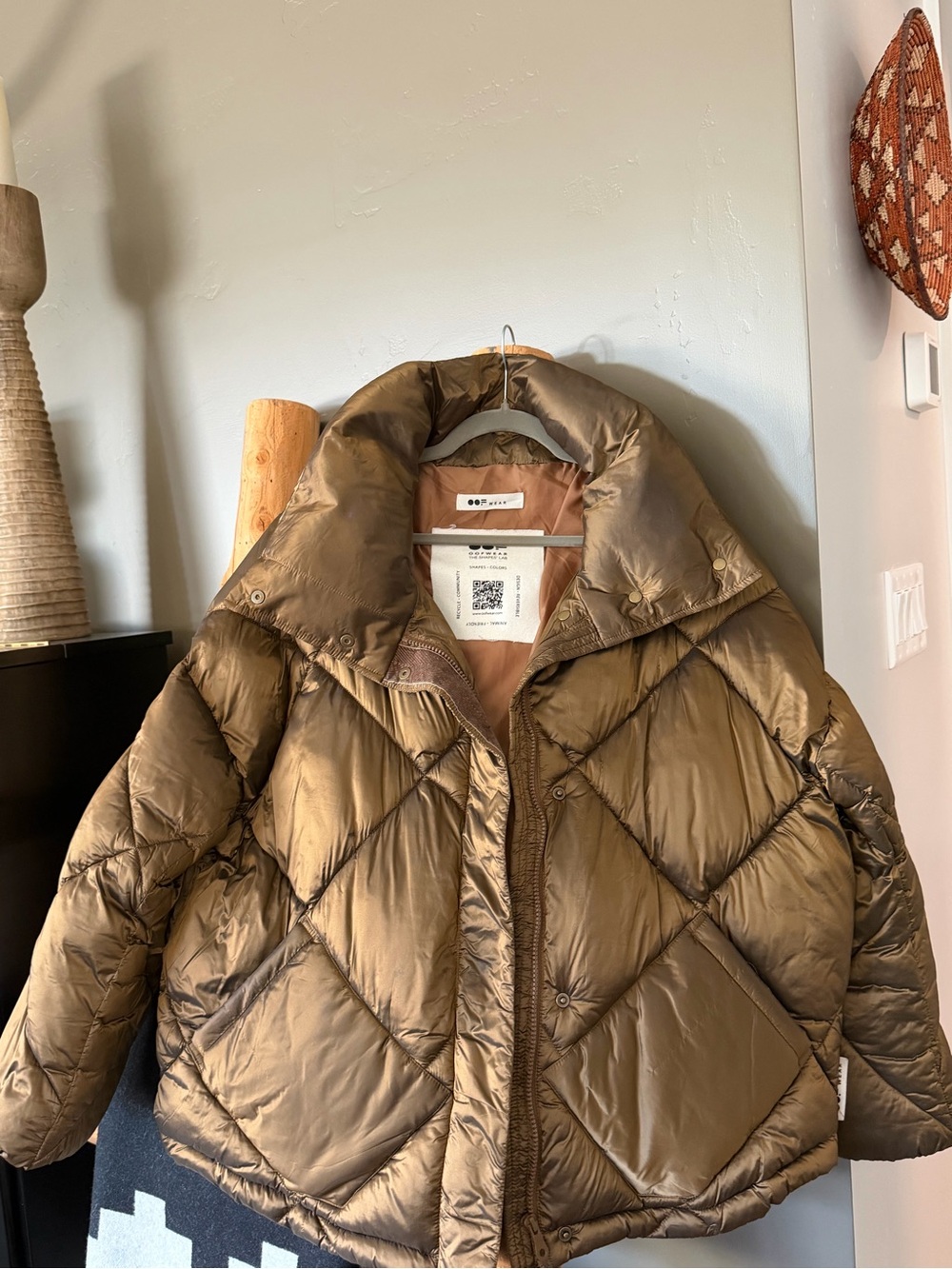 Oof wear The Shapes Lab Bronze/gold Quilted Puffer Jacket - Women